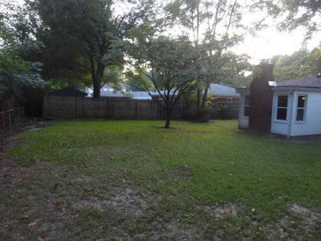 8506 Blossom Ln - Photo 3 of 6