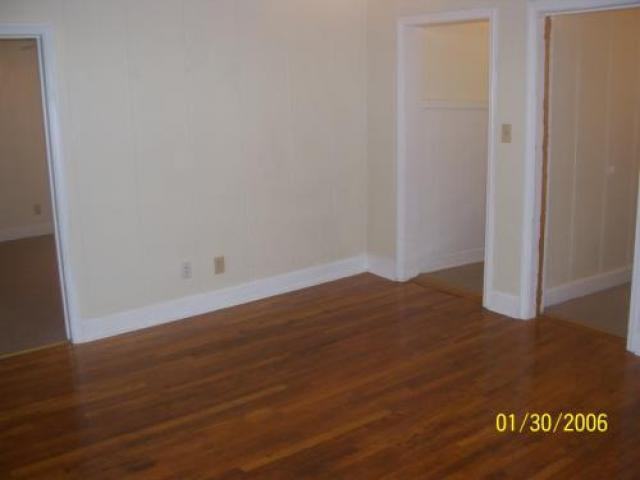 321 3rd St - Photo 3 of 6