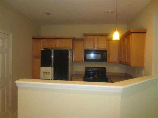 2622 Longleaf Pl - Photo 3 of 6