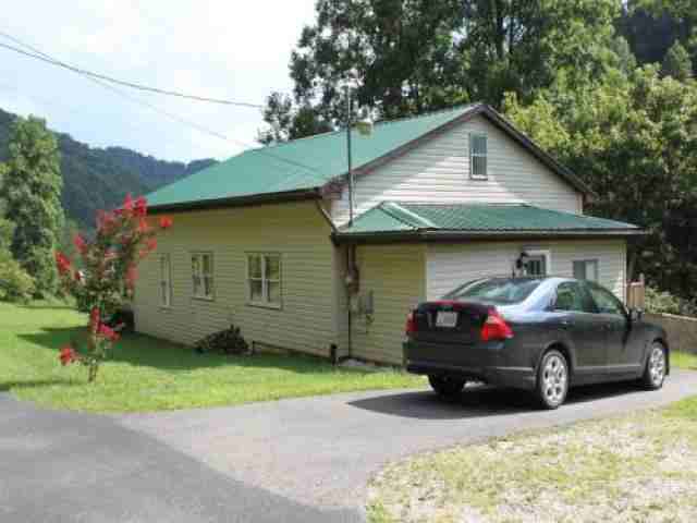 261 July Dr - Photo 2 of 6