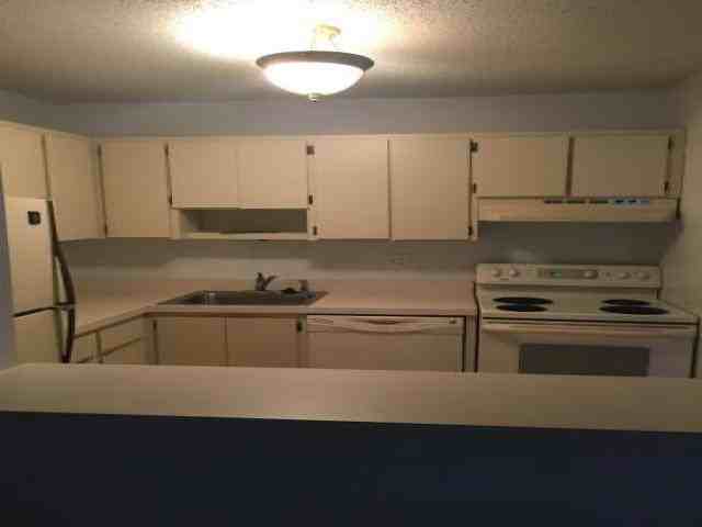 3259 Fox Chase Cir - Photo 3 of 6