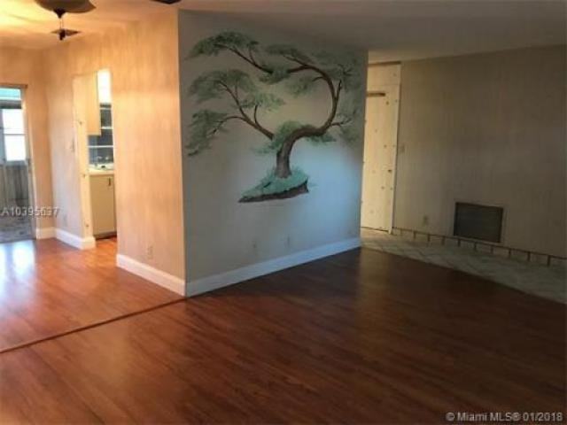 8830 NW 16th St - Photo 3 of 6