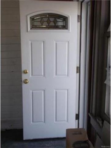 16 E James St - Photo 2 of 6