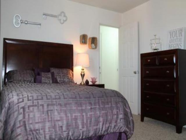 123 Andover Rd - Photo 3 of 5