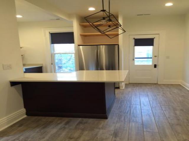 1429 Morton Ave - Photo 2 of 6