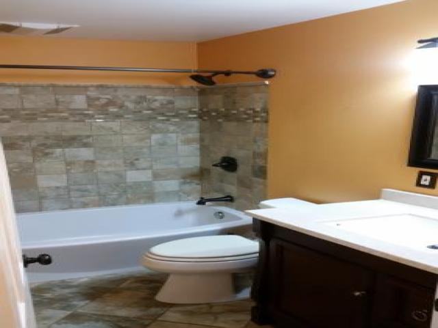 1717 24th St NW - Photo 2 of 6