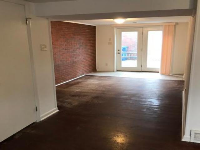 2235 Alexandria Dr - Photo 3 of 6