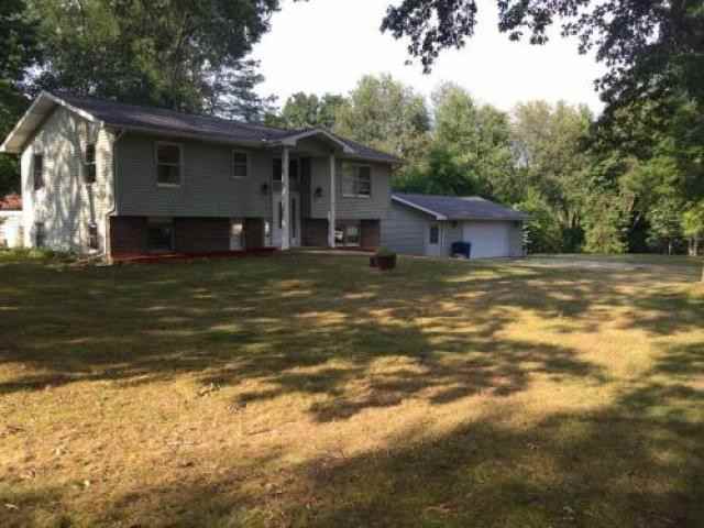 117 Sweetheart Ln - Photo 2 of 6