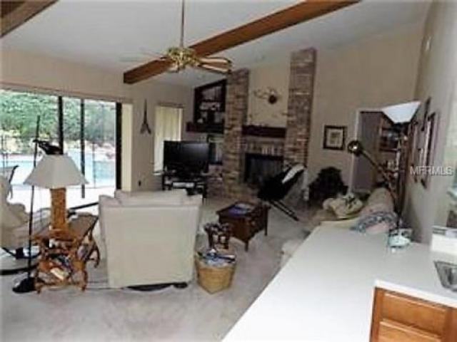 3196 Valemoor Dr - Photo 3 of 6