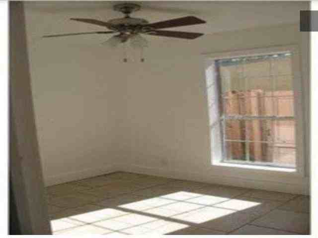 2387 Sheridan Rd - Photo 3 of 6