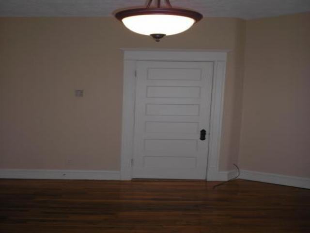 1521 S 4th St - Photo 2 of 6