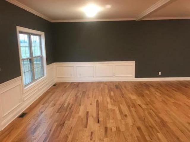 126 Greystone Ct - Photo 3 of 6