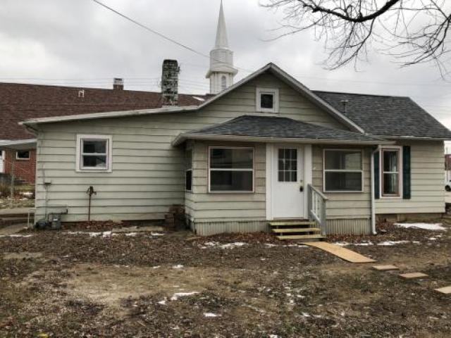 129 E Washington St - Photo 3 of 6