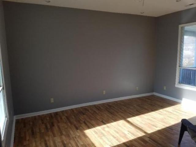 2048 Winchester Ave - Photo 2 of 6