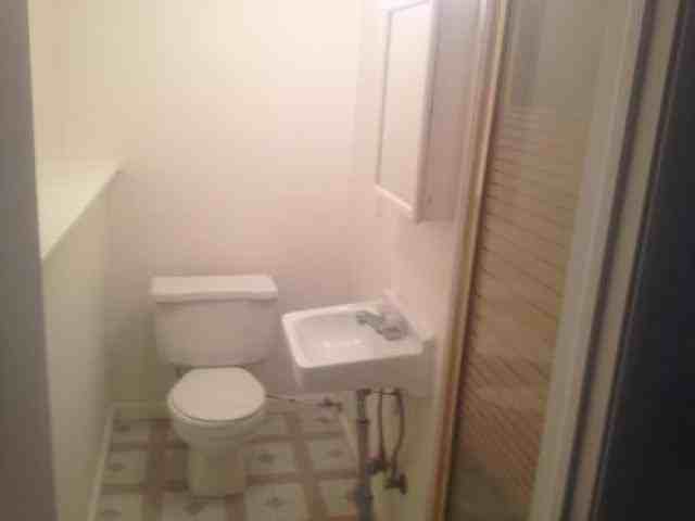 11517 E 10th St - Photo 2 of 6