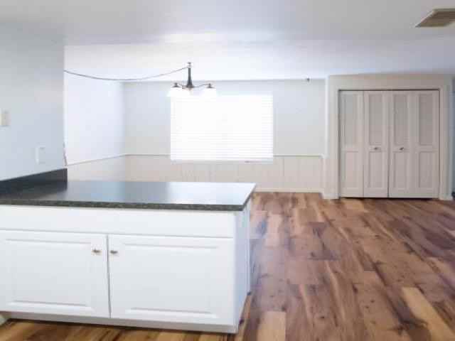 535 Tollis Pkwy - Photo 3 of 6