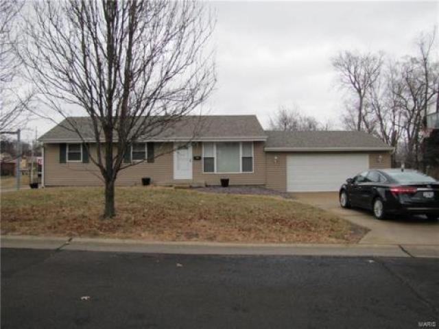 7229 Fernbrook Dr - Photo 2 of 6