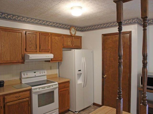 1245 Thompson Ln N - Photo 3 of 12