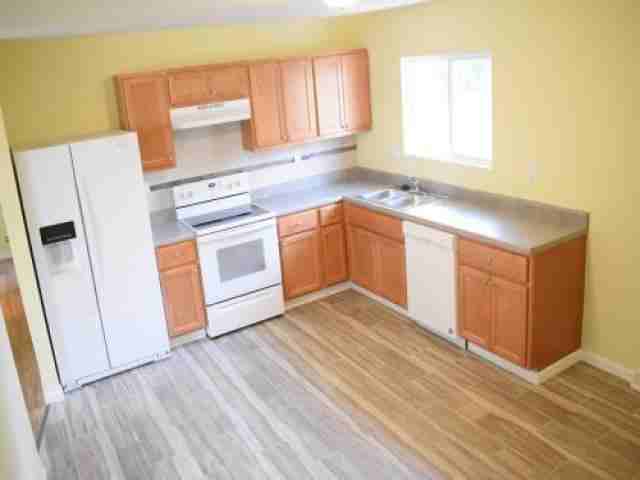 3837 Keats Dr - Photo 2 of 6