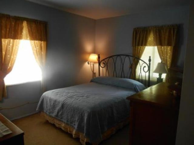 386 W Imboden Dr - Photo 2 of 6