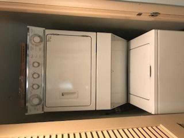 1001 Hartwell Dr - Photo 3 of 6