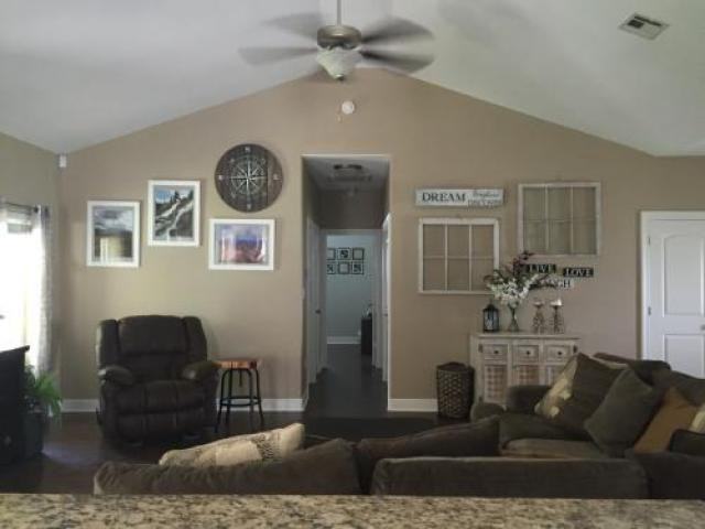 109 Wood Oaks Dr - Photo 2 of 6