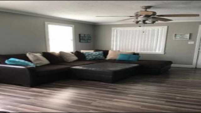 29 Mason St - Photo 3 of 4