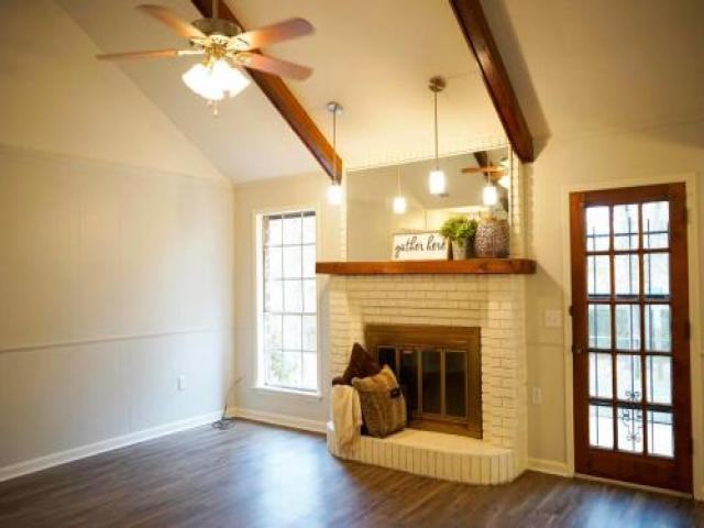 3202 Luper Dr - Photo 2 of 6