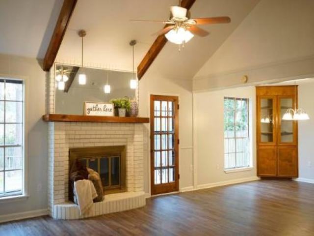 3202 Luper Dr - Photo 3 of 6