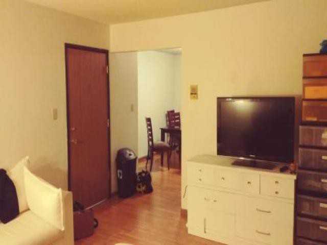 922 E College St - Photo 2 of 5
