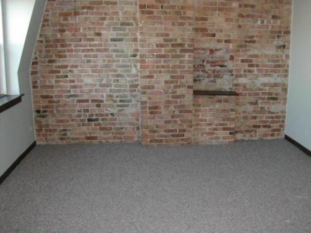 11329 S Langley Ave - Photo 3 of 4