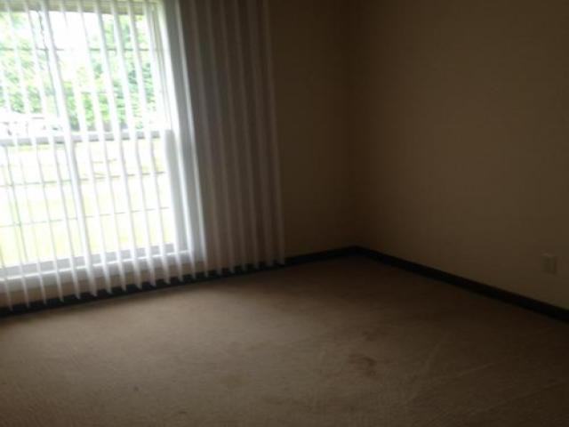 1213 W Mack Ave - Photo 2 of 6