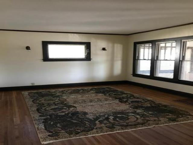 609 7th Ave SW - Photo 3 of 6