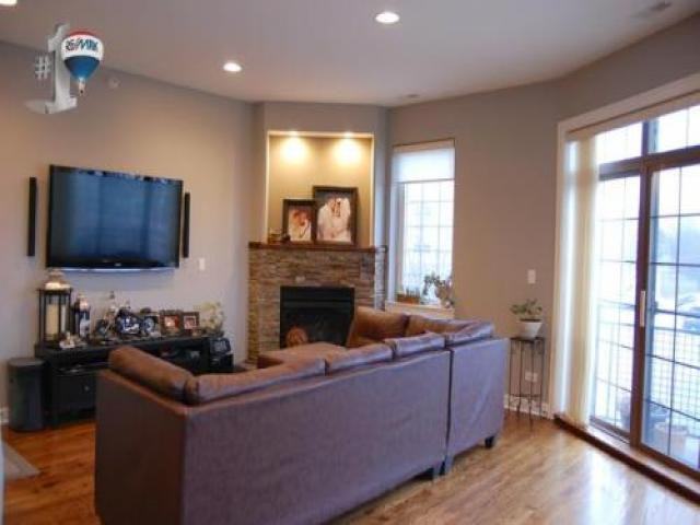 7936 W Grand Ave - Photo 3 of 6