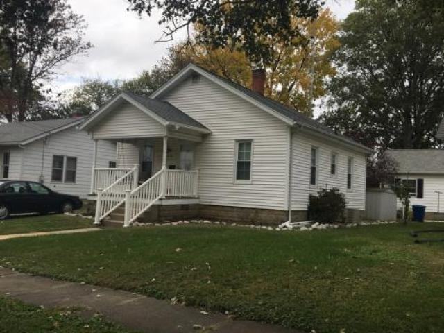 816 E Elm St - Photo 2 of 6