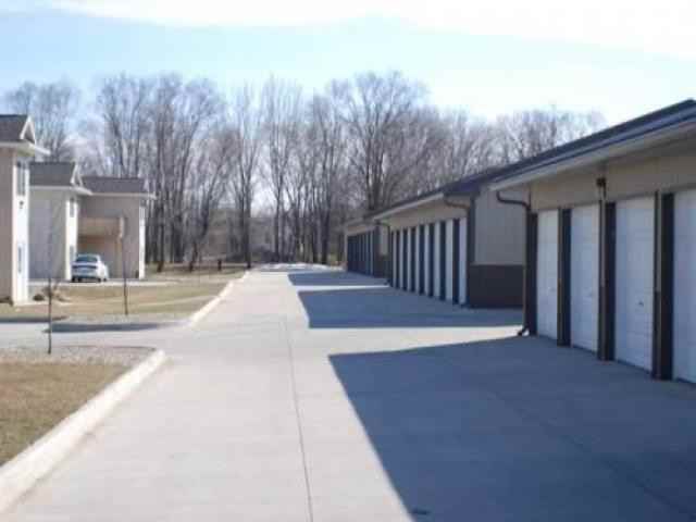 115 Amber Avenue - Photo 2 of 6