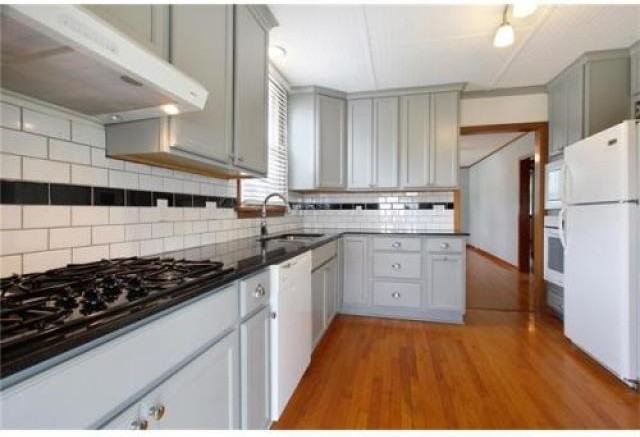 8 San Carlos Ave - Photo 3 of 6