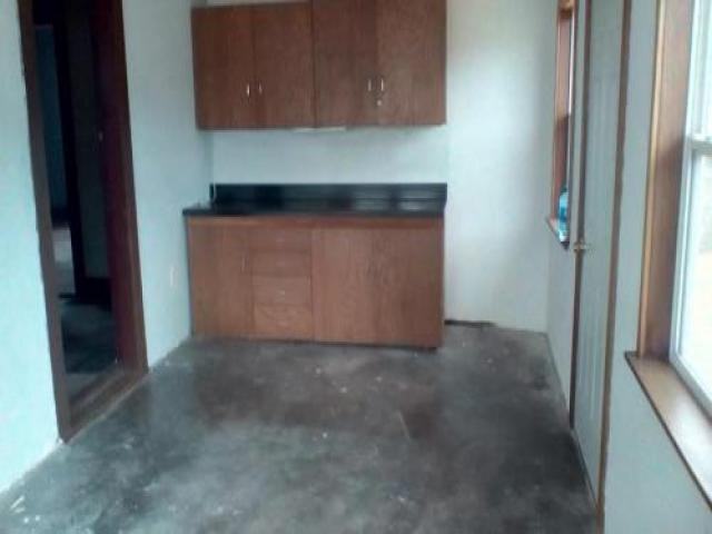 507 S C Ave - Photo 2 of 6