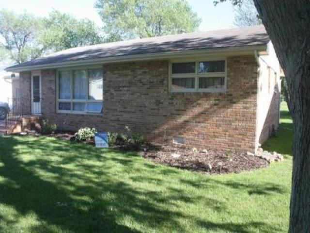 510 E Water St - Photo 2 of 6