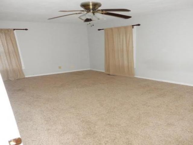 28219 Dunbar Rd - Photo 3 of 6