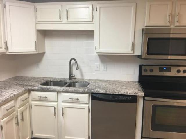 1307 N 16th St - Photo 2 of 6