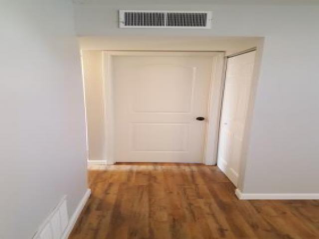 2764 Wayside Dr E - Photo 3 of 6