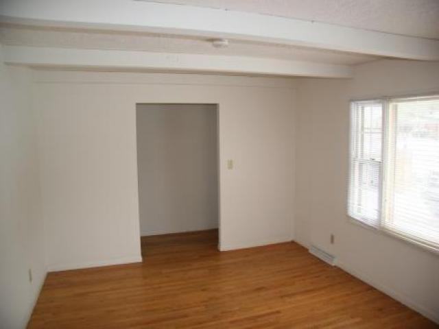 2924 Wilshire Ave - Photo 3 of 6