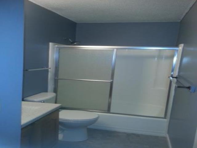 2101 Austin Dr - Photo 3 of 6