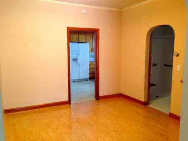 316 Center St - Photo 3 of 5