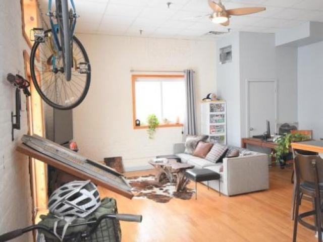 5539 North Broadway - Photo 2 of 6