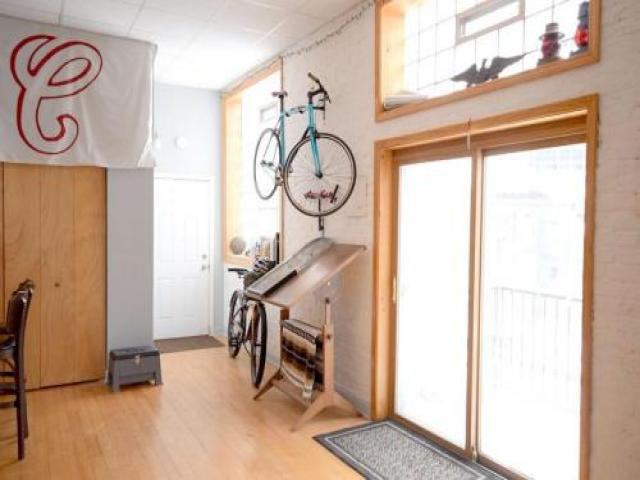 5539 North Broadway - Photo 3 of 6