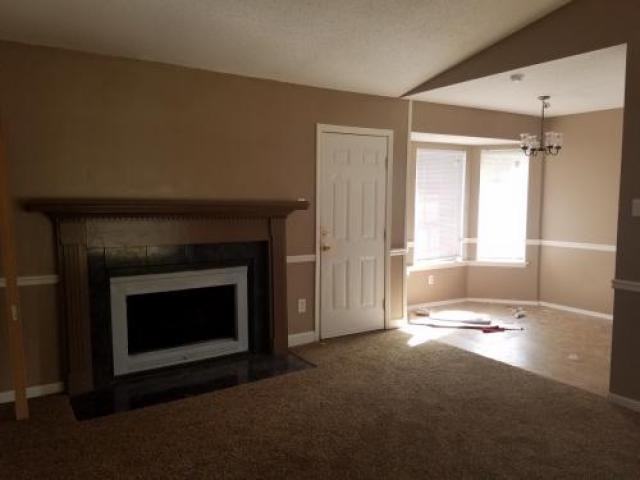 769 Royal Woods Dr E - Photo 2 of 5