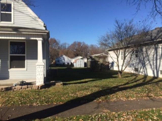 1819 Glendale Ave - Photo 2 of 2