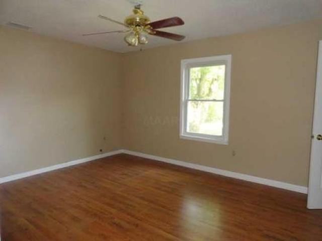 195 Dawn Dr - Photo 2 of 5